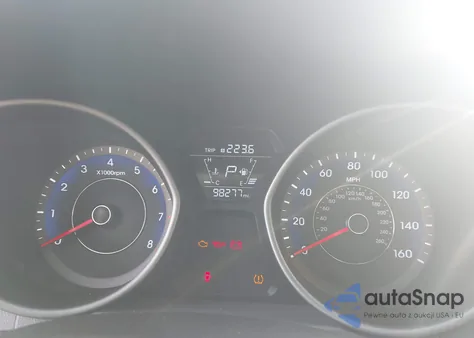 2015 Hyundai Elantra Se z USA, uszkodzony, nr VIN KMHDH4AE4FU278943